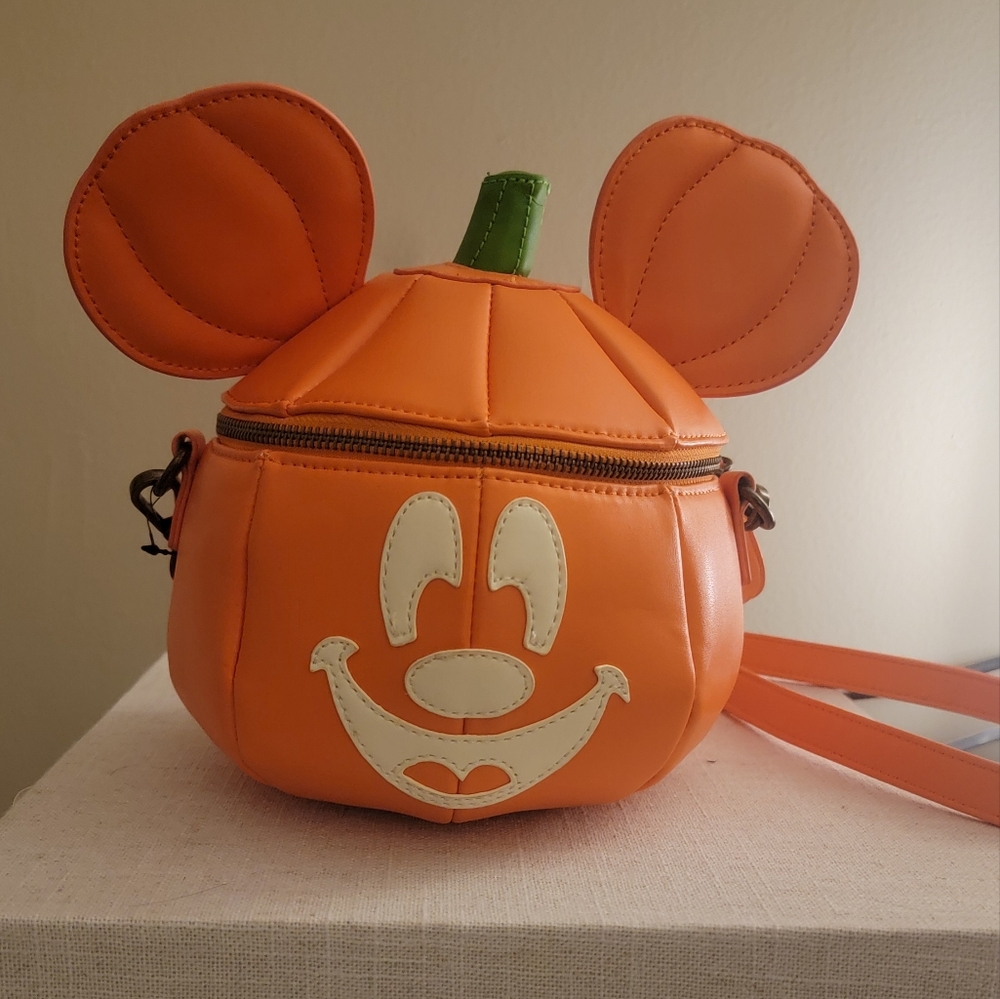 Loungefly Disney Mickey Mouse Mick-O-Lantern Halloween Crossbody Purse bag